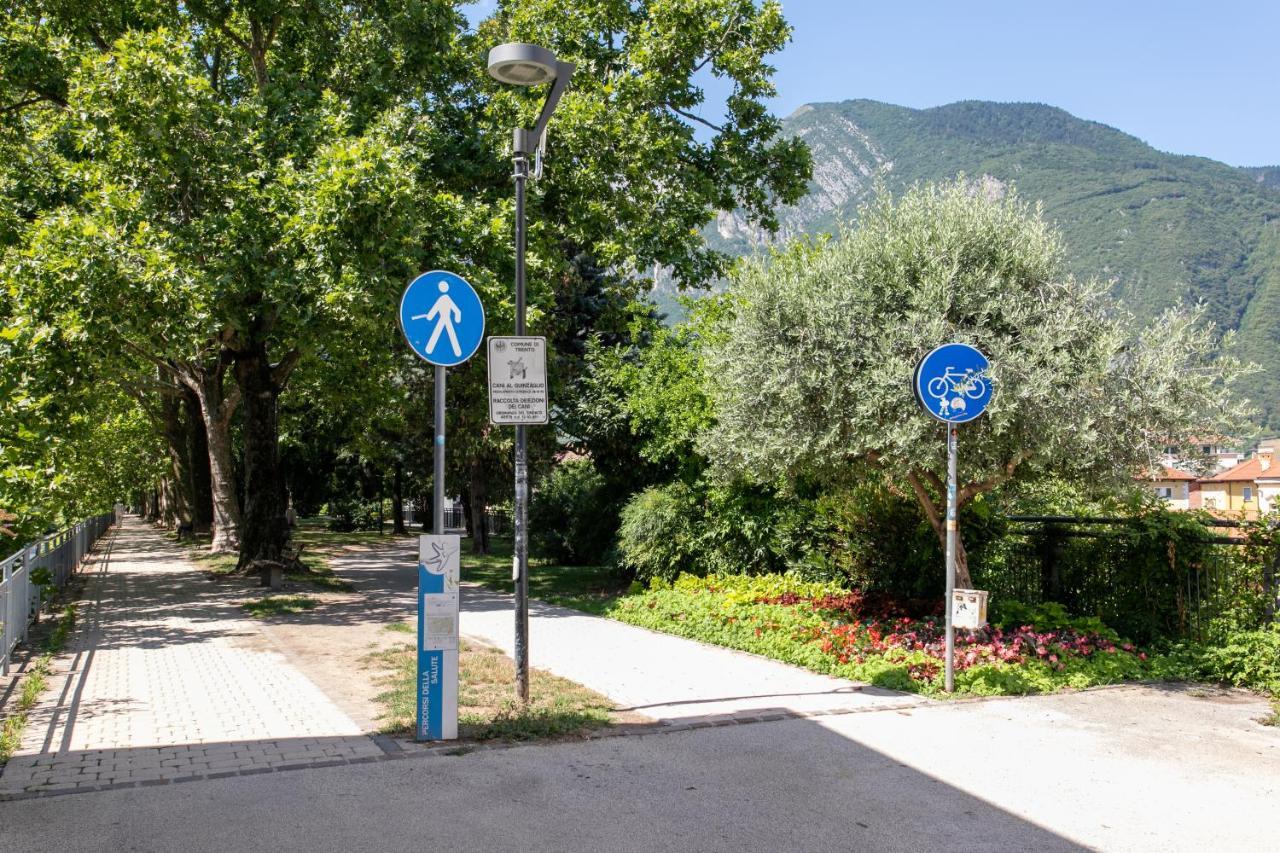 Appartamento Grande Al Ponte. Situato Vicino All'Ospedale, Al Parco E Al Centro Citta Τρέντο Εξωτερικό φωτογραφία